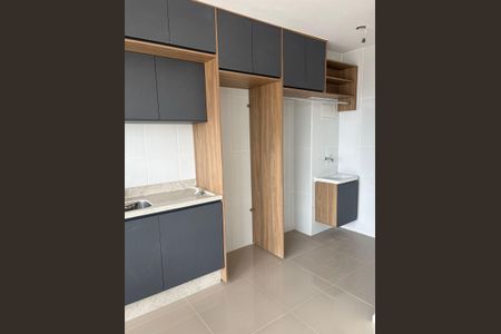 Cozinha de apartamento à venda com 3 quartos, 80m² em Setor Coimbra, Goiânia