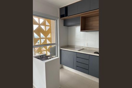 Cozinha de apartamento à venda com 3 quartos, 80m² em Setor Coimbra, Goiânia