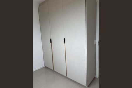 Quarto de apartamento à venda com 3 quartos, 80m² em Setor Coimbra, Goiânia