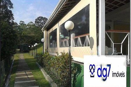 Casa à venda com 300m², 4 quartos e sem vaga