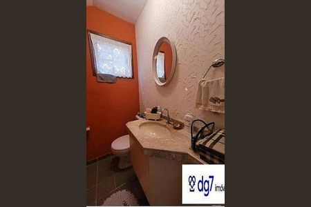 Casa à venda com 300m², 4 quartos e sem vaga
