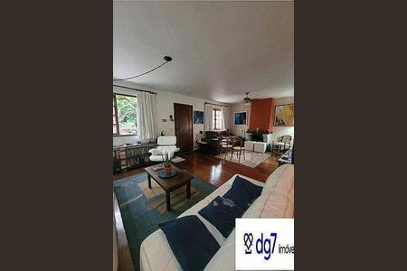 Casa à venda com 300m², 4 quartos e sem vaga