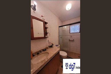Casa à venda com 300m², 4 quartos e sem vaga