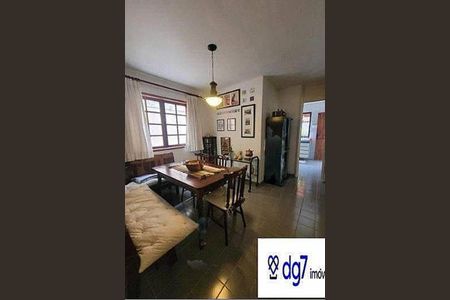 Casa à venda com 300m², 4 quartos e sem vaga
