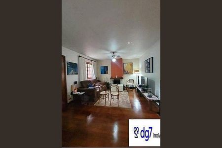 Casa à venda com 300m², 4 quartos e sem vaga