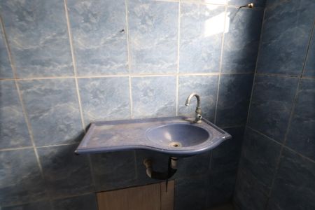 Banheiro de casa para alugar com 4 quartos, 108m² em Vila Sapopemba, São Paulo