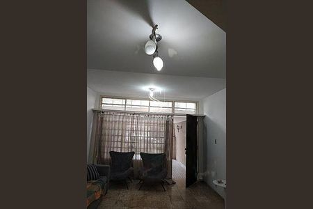 Casa à venda com 3 quartos, 120m² em Jardim Aeroporto, São Paulo