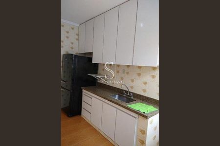 Casa à venda com 3 quartos, 120m² em Jardim Aeroporto, São Paulo