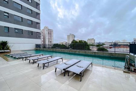 Studio para alugar com 29m², 1 quarto e sem vaga Studio para alugar com 29m², 1 quarto e sem vagaPiscina