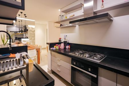 Apartamento para alugar com 90m², 2 quartos e 2 vagas Apartamento para alugar com 90m², 2 quartos e 2 vagasCozinha