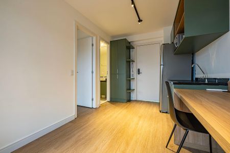 Sala/Cozinha de apartamento para alugar com 1 quarto, 30m² em Pinheiros, São Paulo