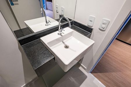 Apartamento para alugar com 30m², 1 quarto e sem vaga Apartamento para alugar com 30m², 1 quarto e sem vagaBanheiro