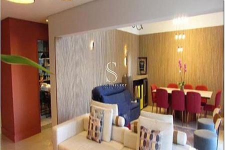 Apartamento à venda com 243m², 4 quartos e 4 vagas