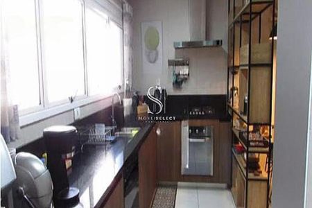Apartamento à venda com 243m², 4 quartos e 4 vagas
