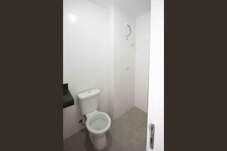Apartamento à venda com 40m², 2 quartos e sem vaga Apartamento à venda com 40m², 2 quartos e sem vagaBanheiro