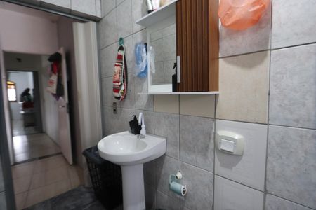 Casa à venda com 200m², 1 quarto e 2 vagasBanheiro da Suíte