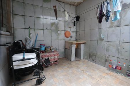 Casa à venda com 200m², 1 quarto e 2 vagasLavanderia - Casa 2