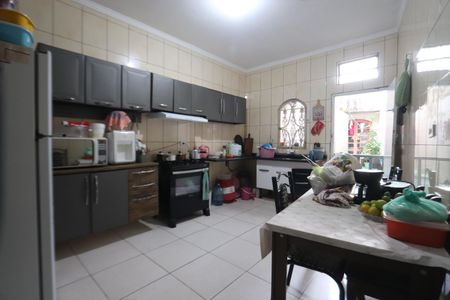 Casa à venda com 200m², 1 quarto e 2 vagasCozinha