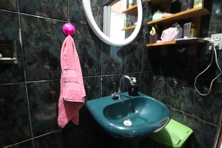 Casa à venda com 200m², 1 quarto e 2 vagasBanheiro de Baixo
