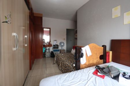 Casa à venda com 200m², 1 quarto e 2 vagasSuíte