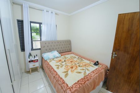Casa para alugar com 250m², 3 quartos e 3 vagas Casa para alugar com 250m², 3 quartos e 3 vagasQuarto 2
