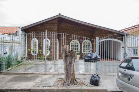 Casa para alugar com 250m², 3 quartos e 3 vagas Casa para alugar com 250m², 3 quartos e 3 vagasFachada da Casa
