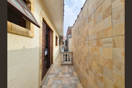Casa à venda com 300m², 3 quartos e 3 vagas Casa à venda com 300m², 3 quartos e 3 vagasSuíte