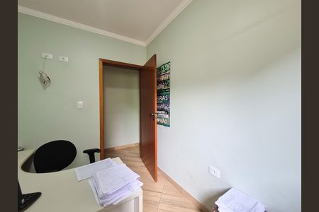 Casa à venda com 300m², 3 quartos e 3 vagas Casa à venda com 300m², 3 quartos e 3 vagasQuarto 2