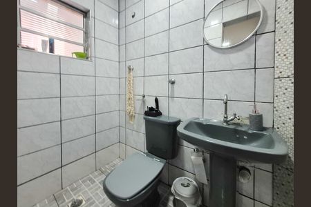 Casa à venda com 300m², 3 quartos e 3 vagas Casa à venda com 300m², 3 quartos e 3 vagasBanheiro de serviço