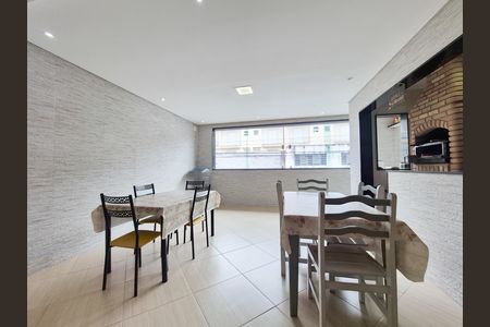 Casa à venda com 300m², 3 quartos e 3 vagas Casa à venda com 300m², 3 quartos e 3 vagasÁrea gourmet
