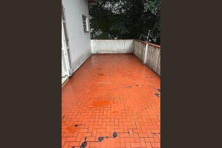 Casa à venda com 400m², 3 quartos e 8 vagas