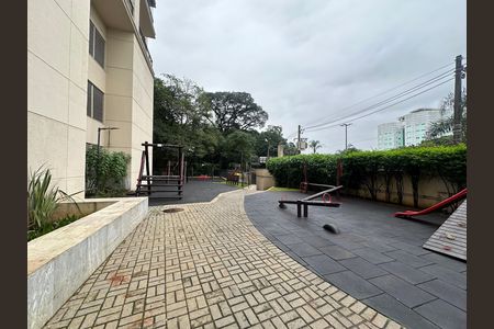 Apartamento para alugar com 76m², 2 quartos e 1 vaga Apartamento para alugar com 76m², 2 quartos e 1 vagaÁrea comum - Playground