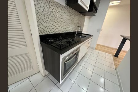 Apartamento para alugar com 76m², 2 quartos e 1 vaga Apartamento para alugar com 76m², 2 quartos e 1 vagaCozinha