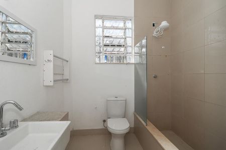 Casa para alugar com 250m², 3 quartos e 3 vagasBanheiro