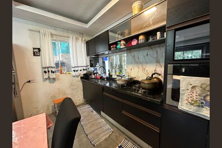Casa à venda com 561m², 3 quartos e 6 vagas Casa à venda com 561m², 3 quartos e 6 vagasCozinha