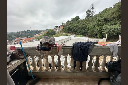 Casa à venda com 561m², 3 quartos e 6 vagas Casa à venda com 561m², 3 quartos e 6 vagasVaranda