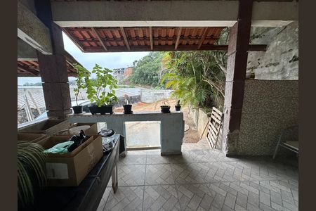 Casa à venda com 561m², 3 quartos e 6 vagas Casa à venda com 561m², 3 quartos e 6 vagasÁrea de Serviço