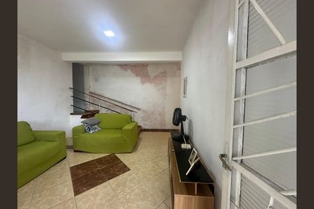 Casa à venda com 561m², 3 quartos e 6 vagas Casa à venda com 561m², 3 quartos e 6 vagasSala 2