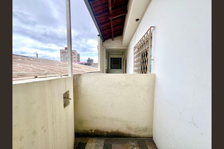 Área de Serviço de casa para alugar com 3 quartos, 250m² em São João Batista, Belo Horizonte