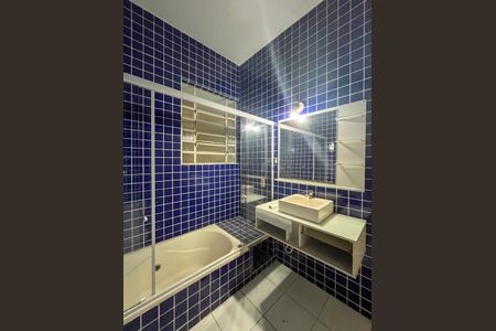 Casa de condomínio para alugar com 70m², 2 quartos e sem vaga Casa de condomínio para alugar com 70m², 2 quartos e sem vagaBanheiro