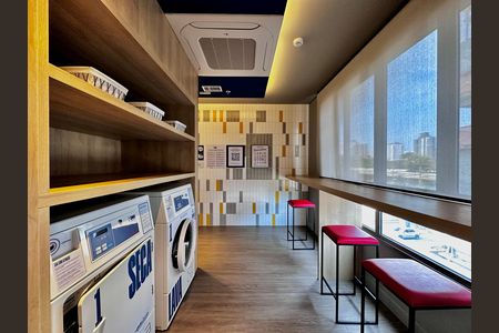 Studio para alugar com 25m², 1 quarto e sem vaga Studio para alugar com 25m², 1 quarto e sem vagaLavanderia