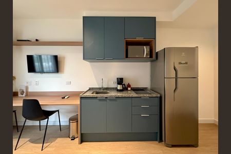 Studio para alugar com 25m², 1 quarto e sem vaga Studio para alugar com 25m², 1 quarto e sem vagaCozinha