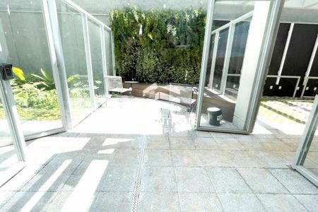 Studio à venda com 28m², 1 quarto e sem vaga