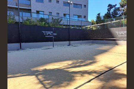 Apartamento à venda com 210m², 3 quartos e 3 vagas Apartamento à venda com 210m², 3 quartos e 3 vagasÁrea Comum - Quadra de Areia
