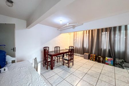 Apartamento à venda com 48m², 1 quarto e sem vaga Apartamento à venda com 48m², 1 quarto e sem vagaSalão de Festas