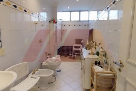 Apartamento à venda com 196m², 3 quartos e 2 vagas