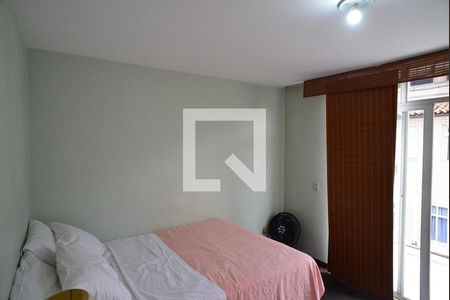 Apartamento para alugar com 300m², 5 quartos e 2 vagas Apartamento para alugar com 300m², 5 quartos e 2 vagasQuarto 2