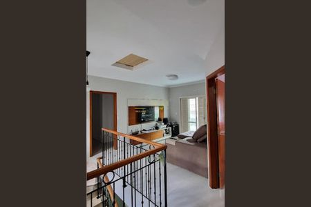 Casa à venda com 3 quartos, 180m² em Pestana, Osasco
