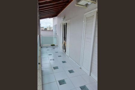 Casa à venda com 3 quartos, 180m² em Pestana, Osasco