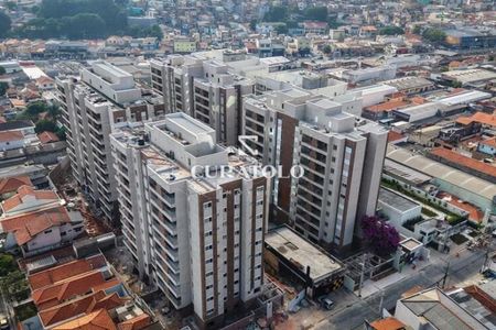 Apartamento à venda com 3 quartos, 68m² em Vila Bandeirantes, São Paulo